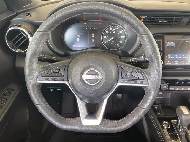 Used 2023 Nissan Kicks SR FWD image 13