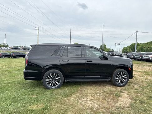 Used 2021 Cadillac Escalade Sport w/ Driver Assist Tech Package AWD/4WD image 14