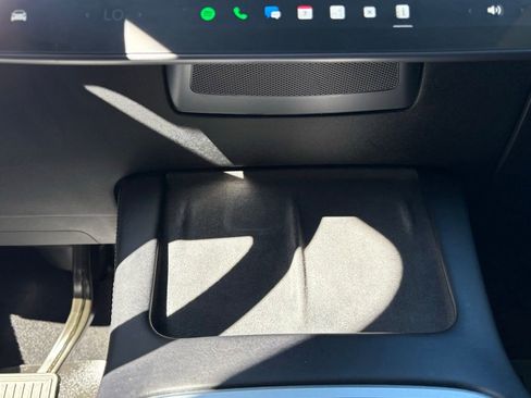 Used 2022 Tesla Model Y Long Range AWD/4WD image 20