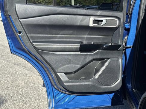 Used 2022 Ford Explorer ST w/ ST Street Pack image 13