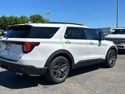 New 2026 Ford Explorer ST w/ Sun And Sound Package