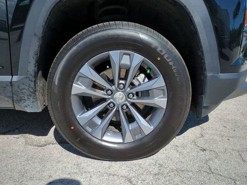 Used 2025 Chevrolet Equinox LT image 11