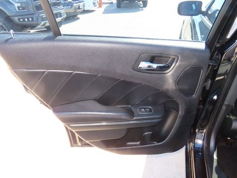 Used 2014 Dodge Charger R/T w/ Wheels & Tunes Group image 19