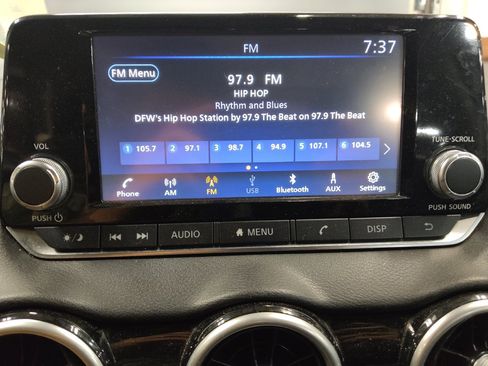 Used 2024 Nissan Sentra S FWD image 25
