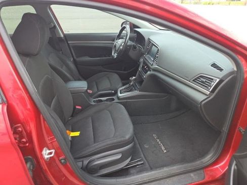 Used 2017 Hyundai Elantra Value Edition FWD image 18
