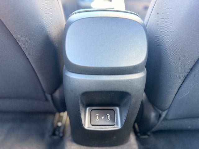 Used 2026 Hyundai Elantra Sport FWD image 24