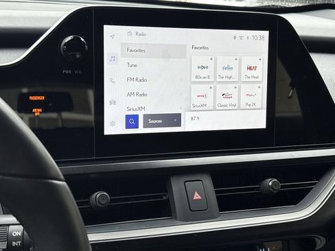 Certified 2023 Lexus UX 250h 250h Premium w/ Accessory Package (Z2) image 23