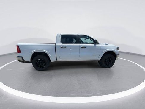 Certified 2025 RAM 1500 Big Horn AWD/4WD image 9