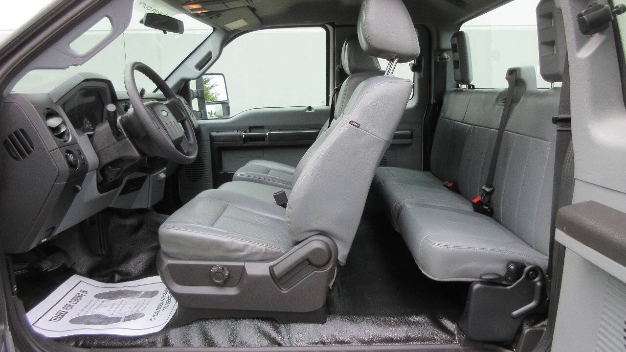 Used 2016 Ford F250 XL w/ XL Appearance Package AWD/4WD image 14
