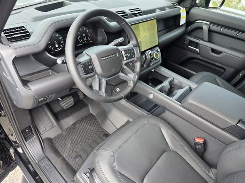 New 2026 Land Rover Defender 130 X-Dynamic SE AWD/4WD image 11
