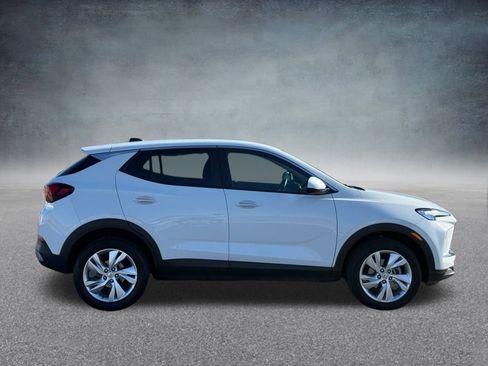 Certified 2025 Buick Encore GX Preferred image 2