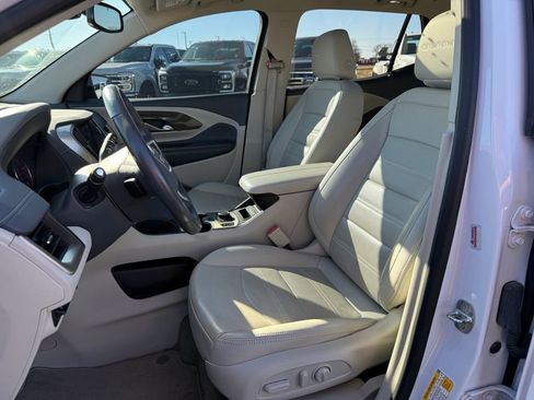 Used 2022 GMC Terrain Denali w/ Denali Premium Package image 5