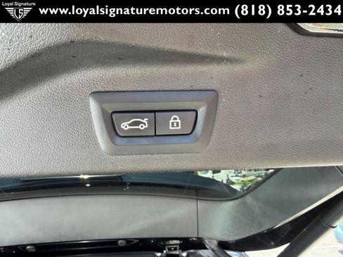 Used 2021 BMW X7 M50i w/ Executive Package AWD/4WD image 14