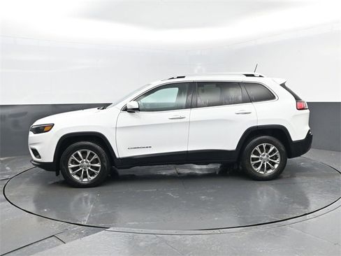 Used 2021 Jeep Cherokee Latitude Lux w/ Comfort/Convenience Group image 5