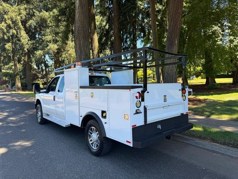 Used 2011 Ford F350 XL w/ PWR Equipment Group AWD/4WD image 3