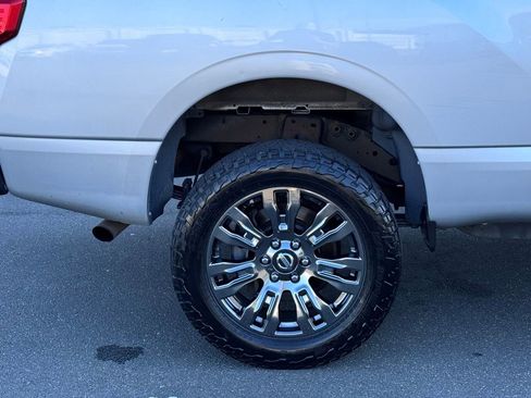 Used 2017 Nissan Titan S AWD/4WD image 37