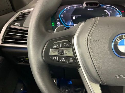 Used 2022 BMW X5 xDrive45e w/ Executive Package image 24