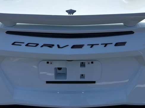 Used 2023 Chevrolet Corvette Stingray Preferred Cpe w/ Z51 Performance Package RWD image 32