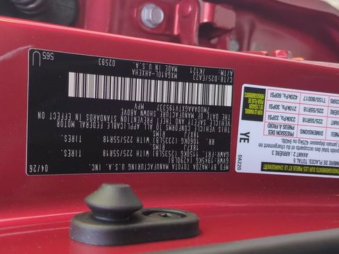 Used 2026 Toyota Corolla Cross XLE w/ Convenience Package FWD image 26