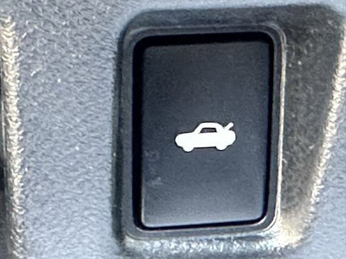 Used 2016 Lexus IS 300 AWD w/ Navigation System Package image 15