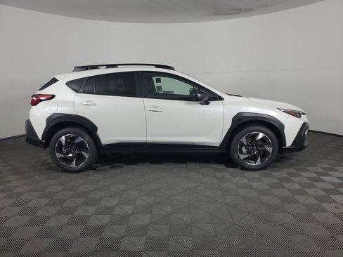 New 2025 Subaru Crosstrek 2.5i Limited image 3