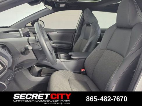 Used 2024 Toyota bZ4X XLE w/ Weather Package AWD/4WD image 10