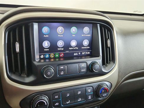 Used 2022 GMC Canyon Denali AWD/4WD image 25