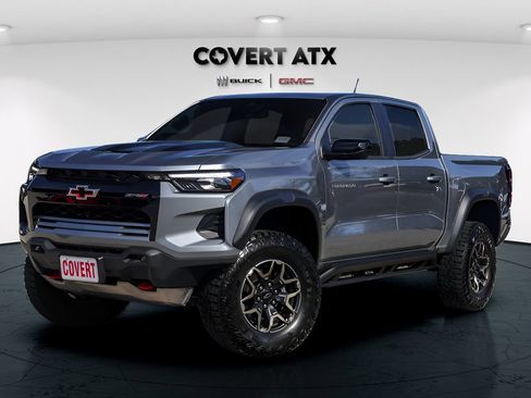 Used 2024 Chevrolet Colorado ZR2 w/ ZR2 Convenience Package III AWD/4WD image 2