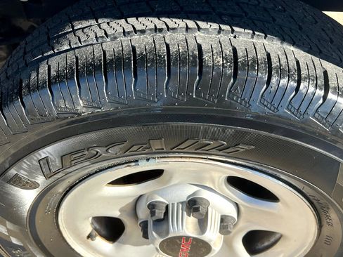 Used 2003 GMC Sierra 1500 W/T image 12