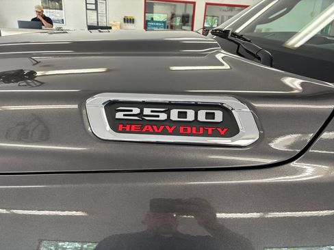 Certified 2025 RAM 2500 Big Horn AWD/4WD image 6