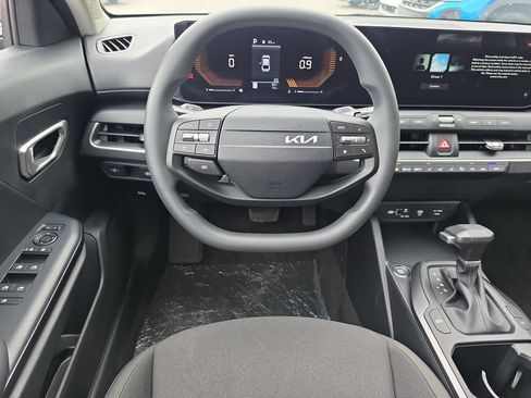 New 2026 Kia K4 FWD image 13