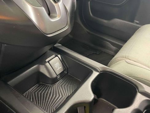 Used 2017 Honda CR-V EX image 29