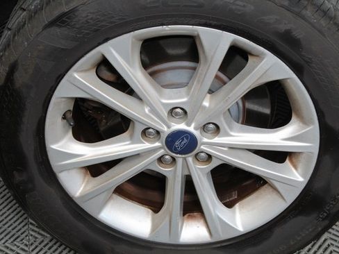 Used 2017 Ford Escape SE image 7