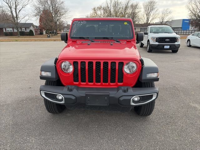 Used 2023 Jeep Gladiator Sport AWD/4WD image 9