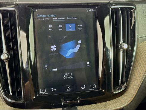 Used 2019 Volvo XC60 T5 Inscription image 19