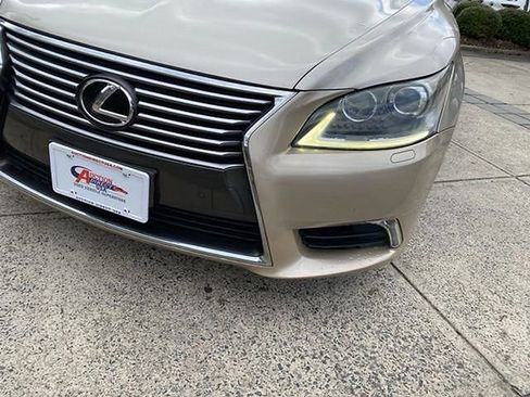 Used 2014 Lexus LS 460 AWD image 14