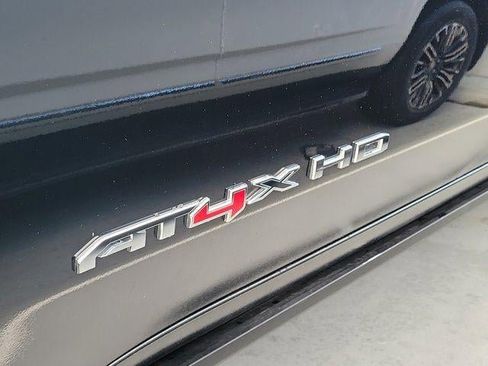 Used 2024 GMC Sierra 2500 AT4X AWD/4WD image 8