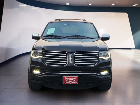 Used 2016 Lincoln Navigator Select image 8