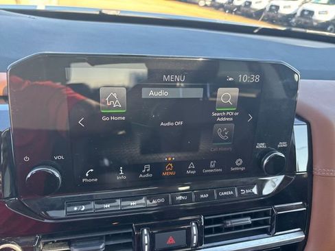 Used 2022 Nissan Pathfinder Platinum w/ Cargo Package image 15