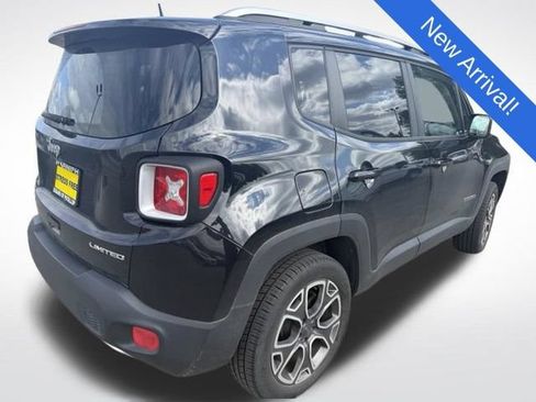 Used 2018 Jeep Renegade Limited w/ UConnect 8.4 Nav Group AWD/4WD image 7