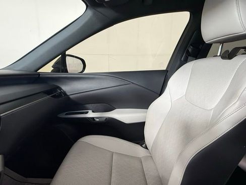 Used 2024 Lexus RX 350 Premium w/ Cold Area Package image 21