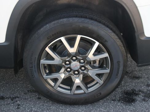 Used 2021 GMC Acadia SLE w/ Driver Convenience Package FWD image 38