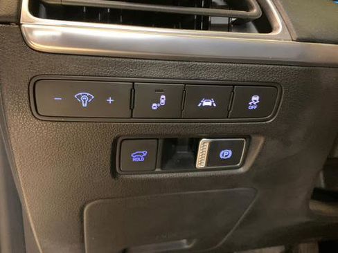 Used 2021 Hyundai Palisade Limited w/ Cargo Package image 19