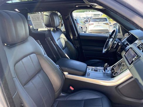 Used 2019 Land Rover Range Rover Sport Supercharged AWD/4WD image 22