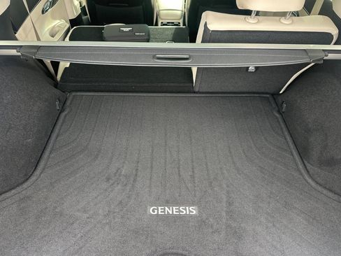 Used 2023 Genesis GV70 2.5T w/ Select Package image 16