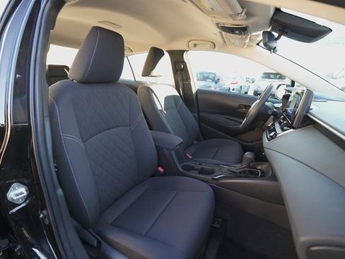 Used 2023 Toyota Corolla LE image 18