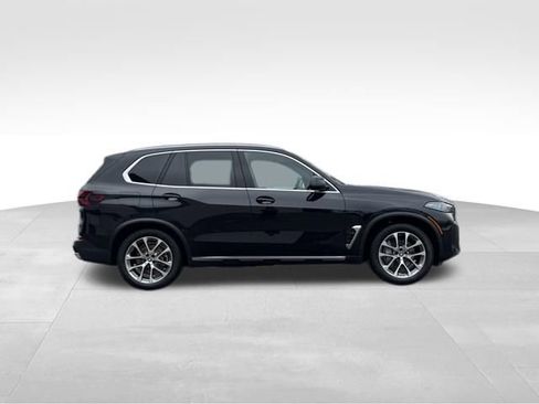 Certified 2024 BMW X5 xDrive50e w/ Premium Package image 10