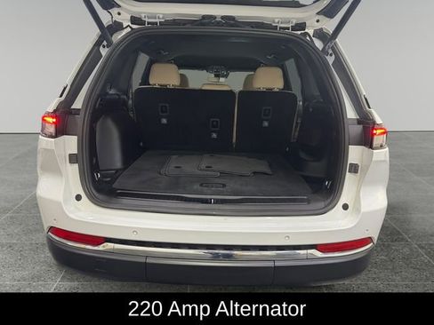 Used 2023 Jeep Grand Cherokee Limited w/ Trailer Tow Prep Group (B) image 15