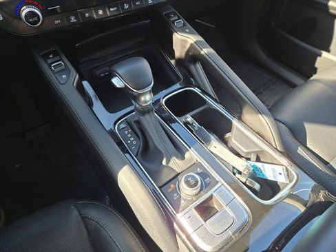 Certified 2025 Kia Telluride EX image 17