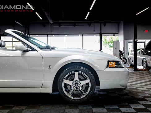 Used 2004 Ford Mustang Cobra RWD image 27
